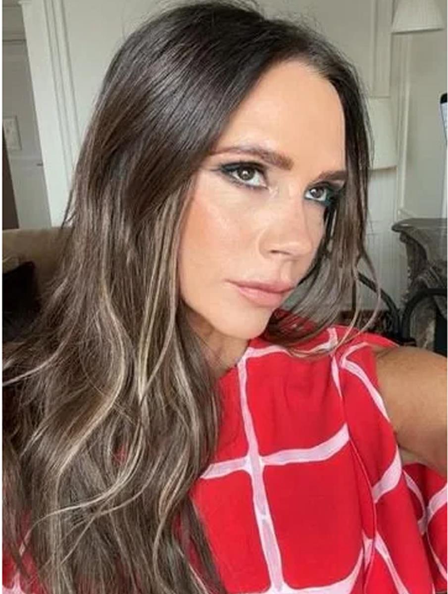 Victoria Beckham ombre saç modeli 2023