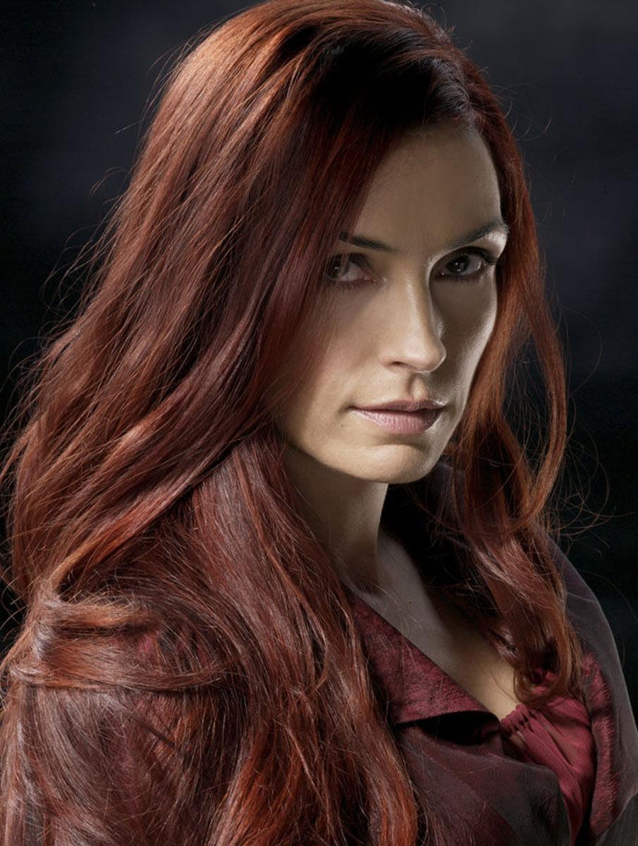 Famke Janssen Saç Rengi