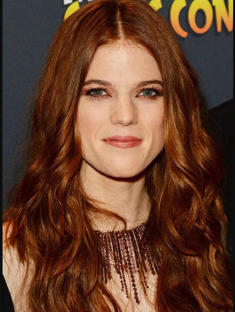 Rose Leslie Saç Rengi